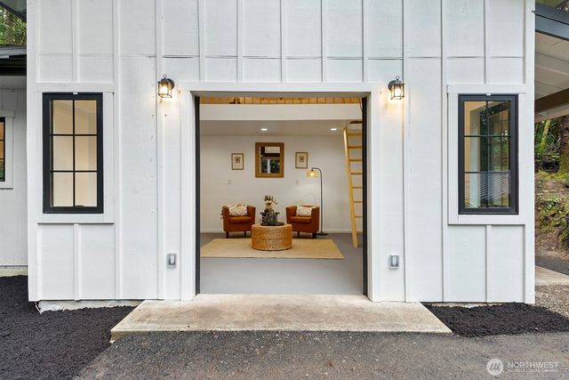 11204 SW 220th Street, Vashon, WA 98070