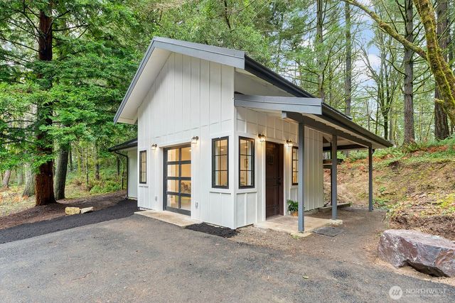 11204 SW 220th Street, Vashon, WA 98070