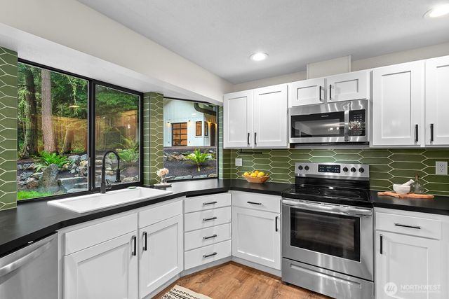 11204 SW 220th Street, Vashon, WA 98070