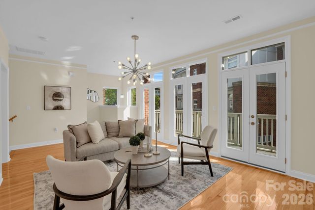 923 Gracie Way, Charlotte, NC 28204