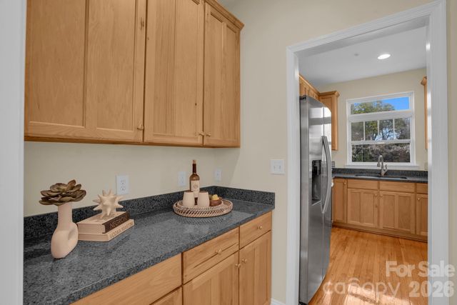 923 Gracie Way, Charlotte, NC 28204