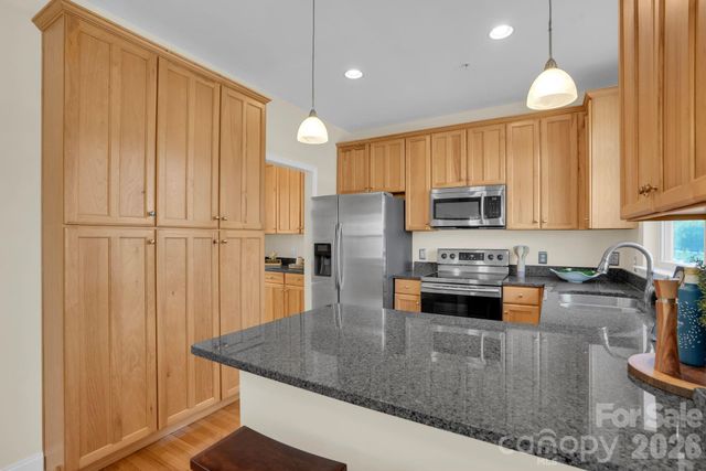 923 Gracie Way, Charlotte, NC 28204