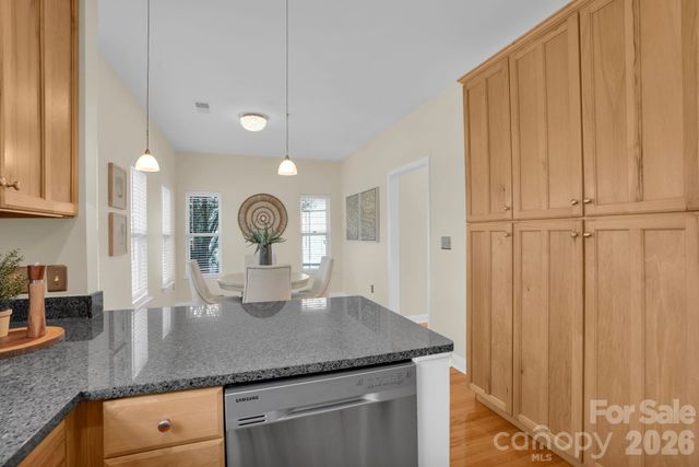 923 Gracie Way, Charlotte, NC 28204