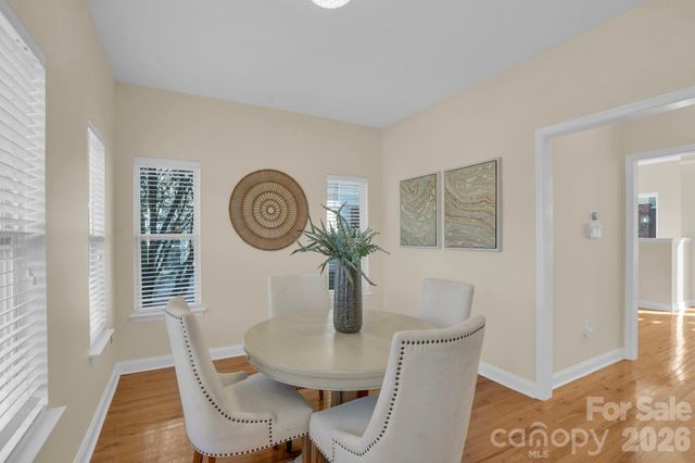 923 Gracie Way, Charlotte, NC 28204