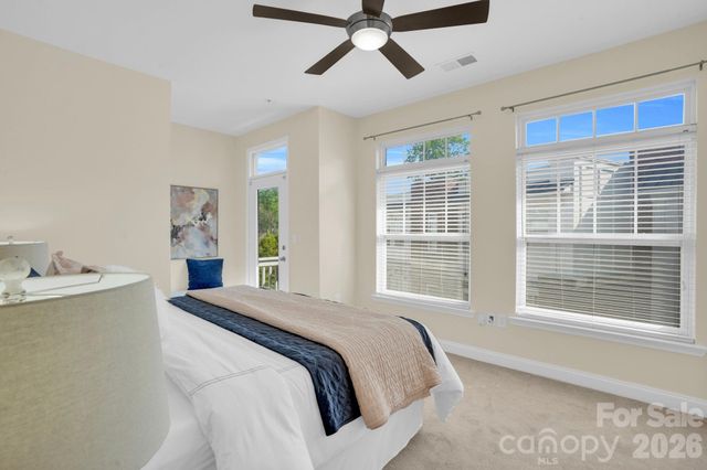 923 Gracie Way, Charlotte, NC 28204