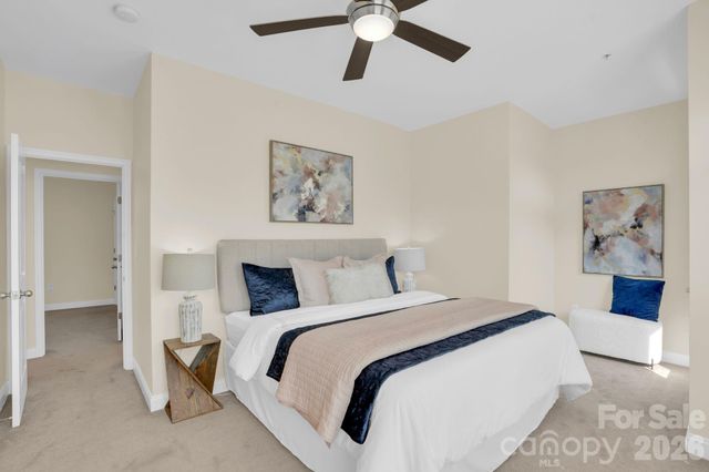 923 Gracie Way, Charlotte, NC 28204