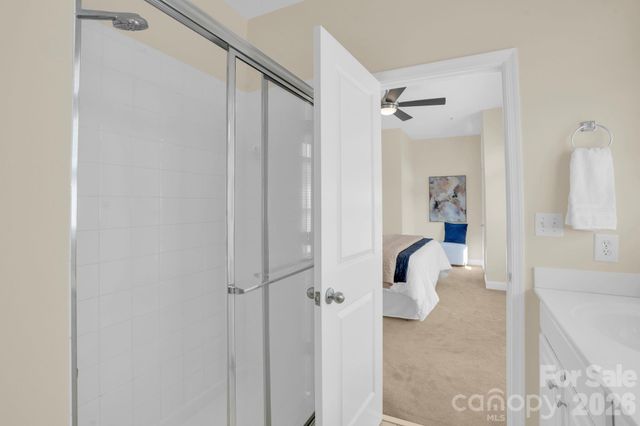 923 Gracie Way, Charlotte, NC 28204