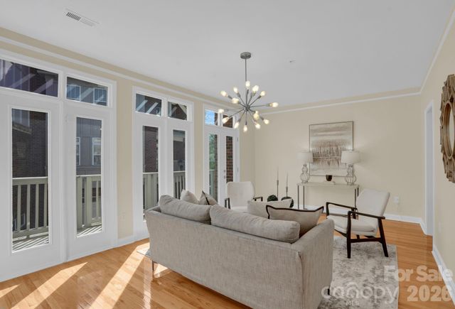 923 Gracie Way, Charlotte, NC 28204