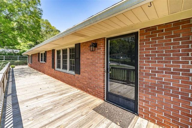 33 Lady Marian Drive, Rome, GA 30161