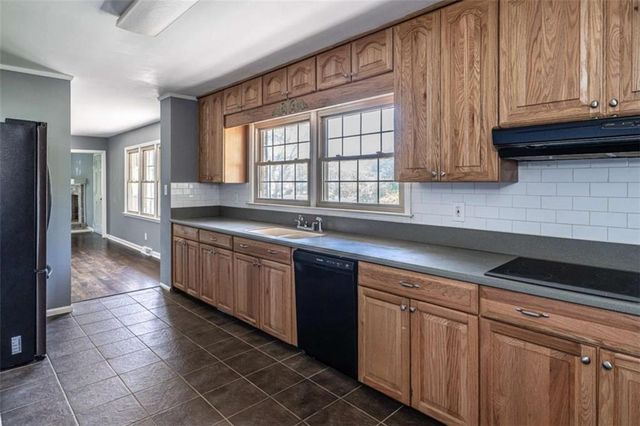 33 Lady Marian Drive, Rome, GA 30161