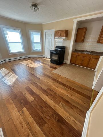 957 Warren Ave 1, Brockton, MA 02301