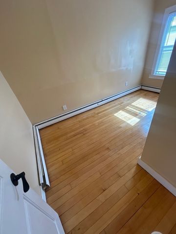 957 Warren Ave 1, Brockton, MA 02301