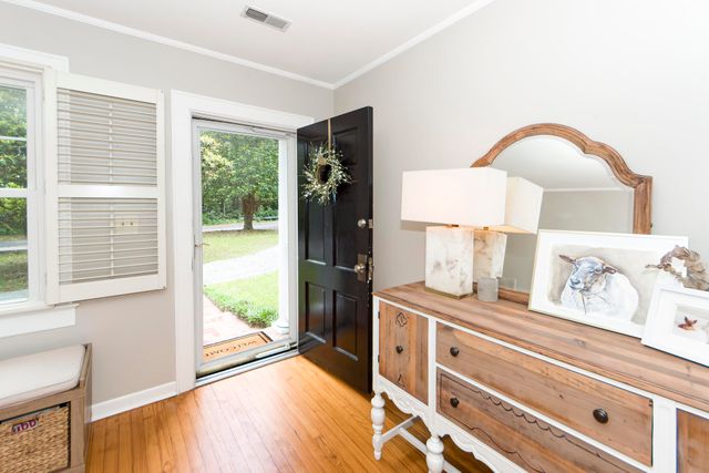 117 Pine Grove Avenue, Summerville, SC 29483