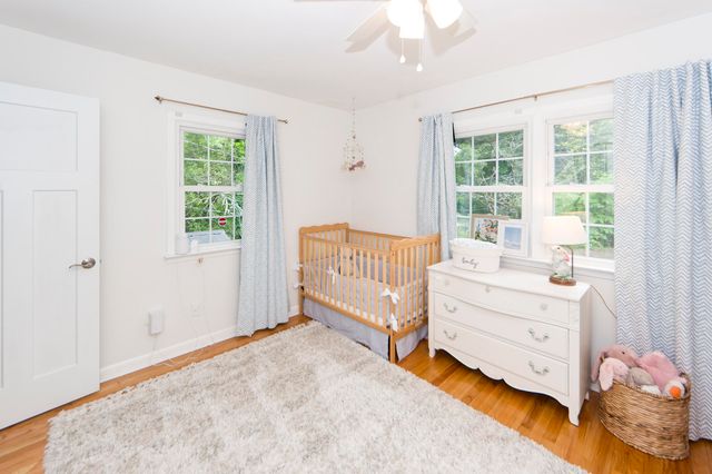 117 Pine Grove Avenue, Summerville, SC 29483