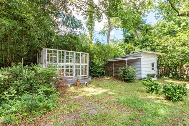 117 Pine Grove Avenue, Summerville, SC 29483