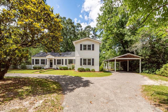 117 Pine Grove Avenue, Summerville, SC 29483