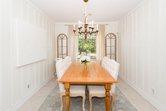 117 Pine Grove Avenue, Summerville, SC 29483