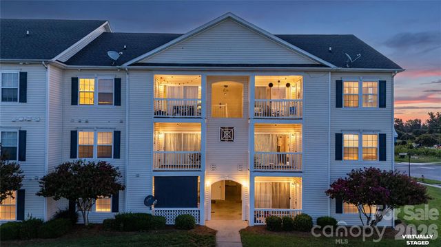 3811 Carl Parmer Drive, Harrisburg, NC 28075
