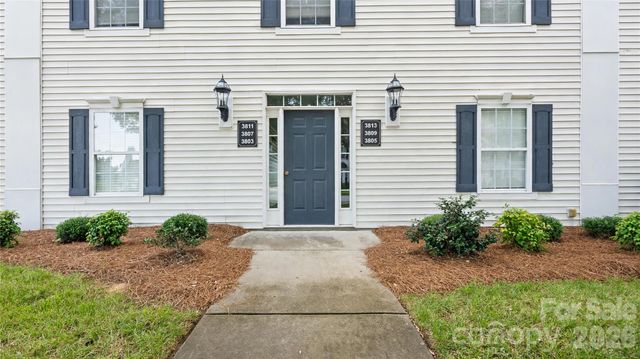 3811 Carl Parmer Drive, Harrisburg, NC 28075