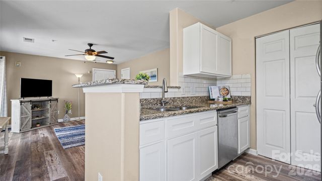 3811 Carl Parmer Drive, Harrisburg, NC 28075
