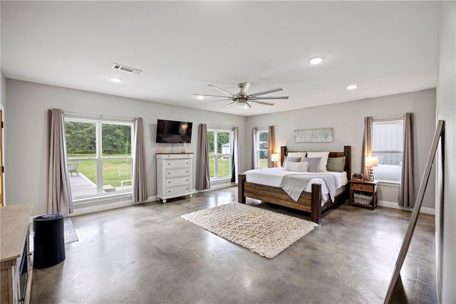 10350 Cherokee Loop, Dardanelle, AR 72834