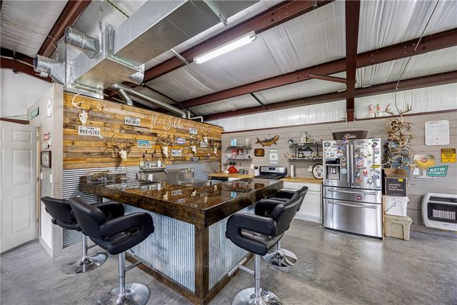 10350 Cherokee Loop, Dardanelle, AR 72834