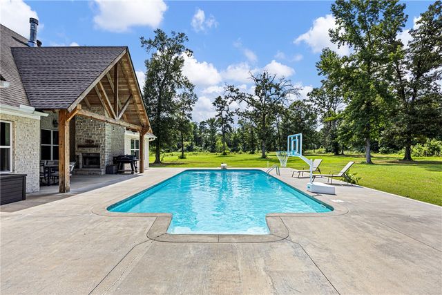 10350 Cherokee Loop, Dardanelle, AR 72834