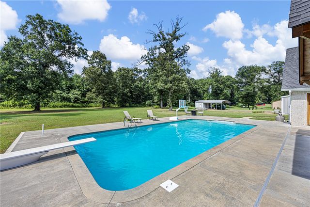 10350 Cherokee Loop, Dardanelle, AR 72834