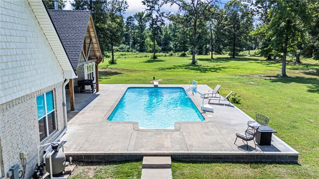 10350 Cherokee Loop, Dardanelle, AR 72834