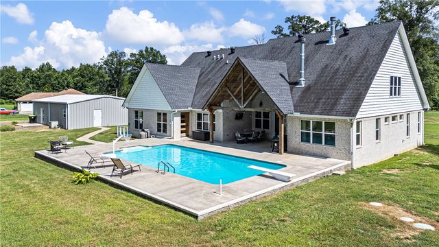 10350 Cherokee Loop, Dardanelle, AR 72834