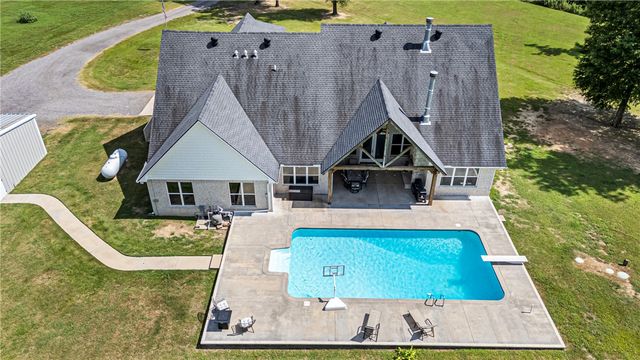 10350 Cherokee Loop, Dardanelle, AR 72834