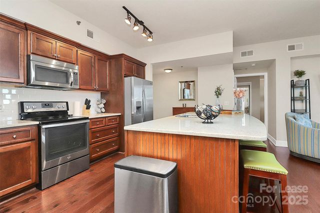 1315 East Boulevard 612, Charlotte, NC 28203