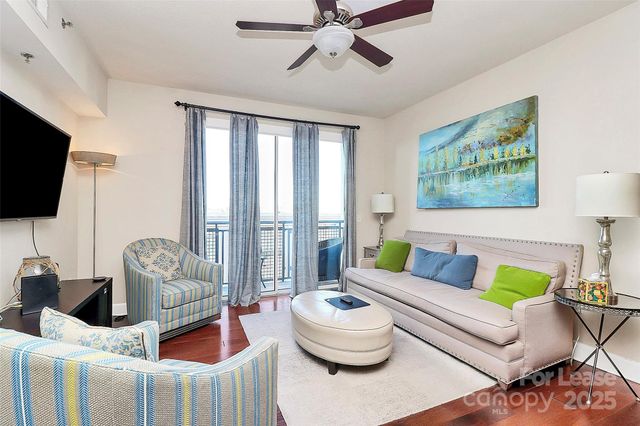 1315 East Boulevard 612, Charlotte, NC 28203