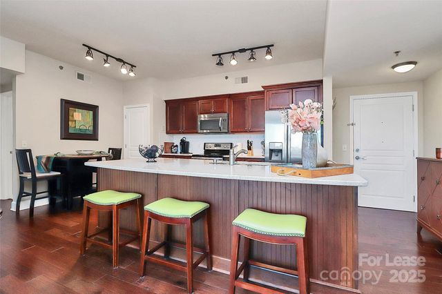 1315 East Boulevard 612, Charlotte, NC 28203