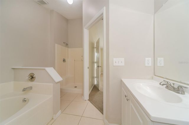 611 BASINGSTOKE COURT, Kissimmee, FL 34758