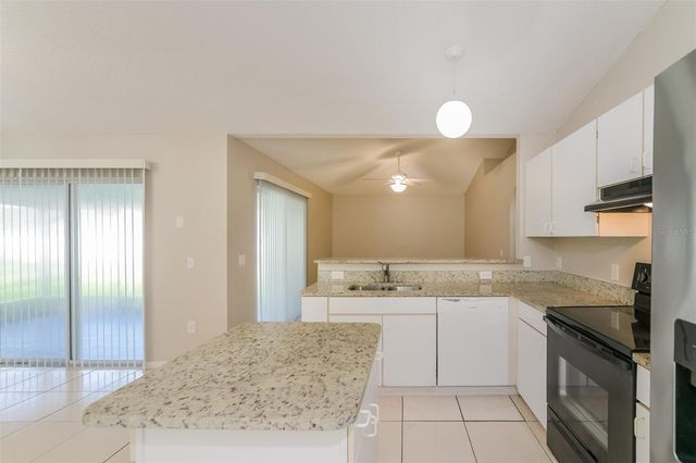 611 BASINGSTOKE COURT, Kissimmee, FL 34758