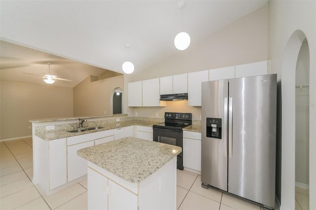 611 BASINGSTOKE COURT, Kissimmee, FL 34758