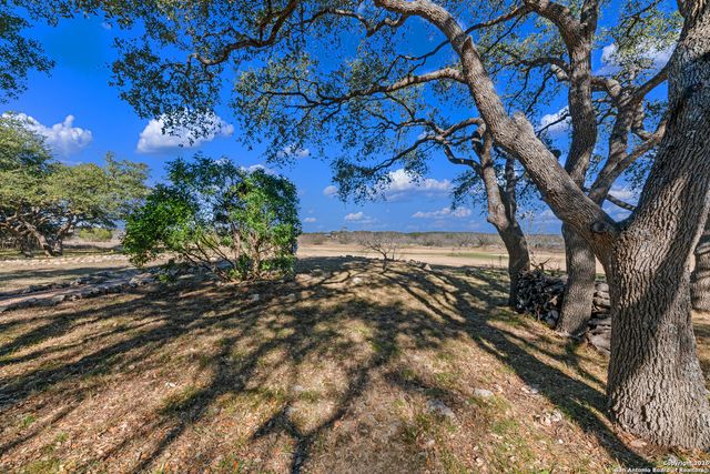 265 Fossil Hills, Spring Branch, TX 78070