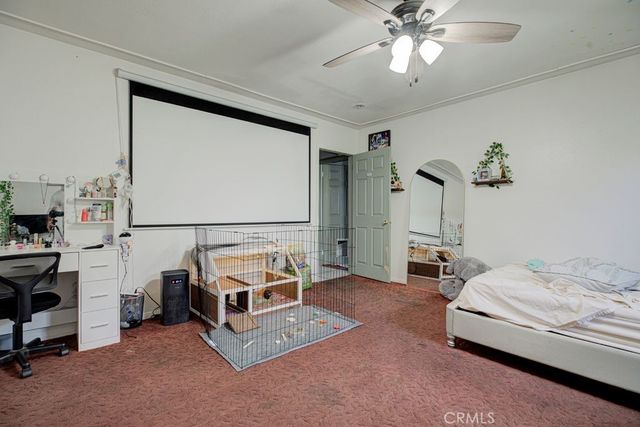 7731 Klump, Los Angeles, CA 91352