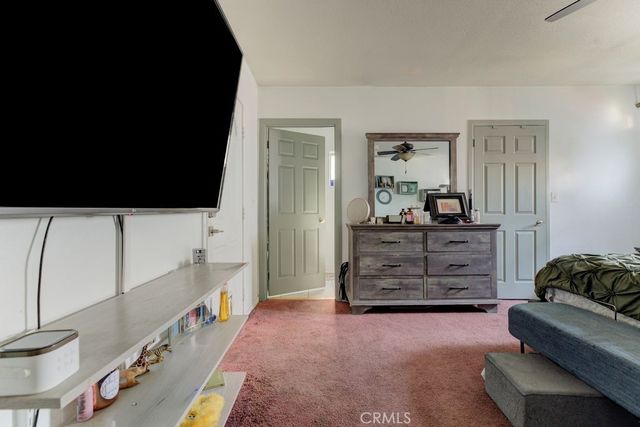 7731 Klump, Los Angeles, CA 91352