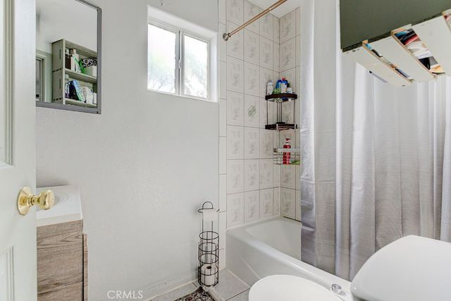 7731 Klump, Los Angeles, CA 91352