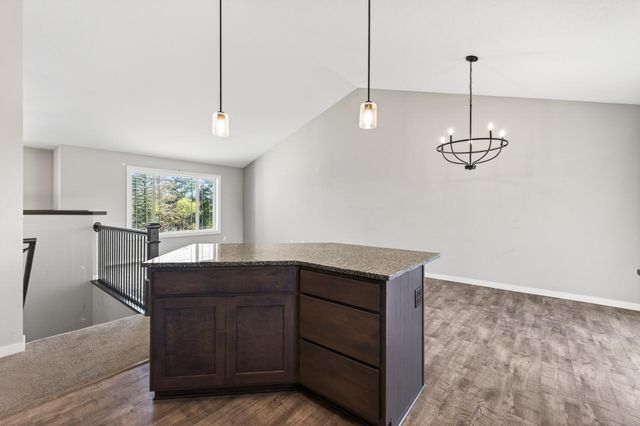 2130 357th Avenue NE, Cambridge, MN 55008