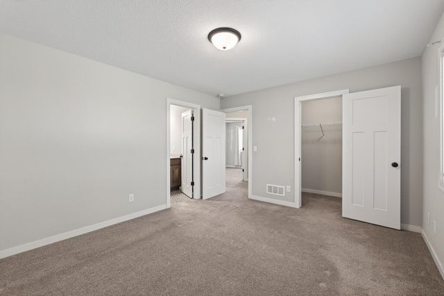 2130 357th Avenue NE, Cambridge, MN 55008