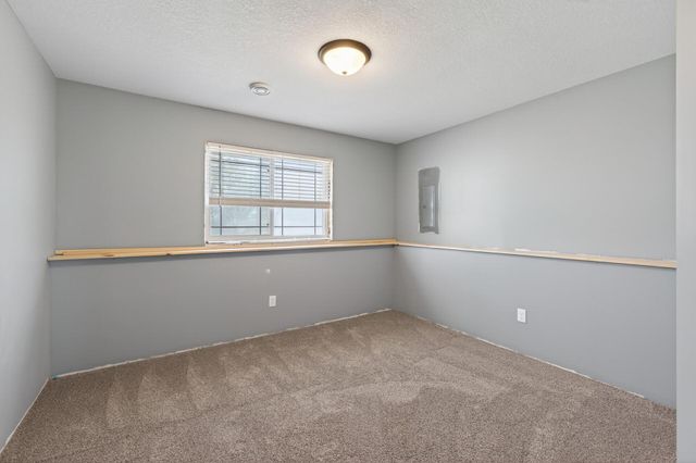 2130 357th Avenue NE, Cambridge, MN 55008