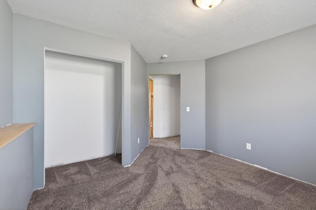 2130 357th Avenue NE, Cambridge, MN 55008