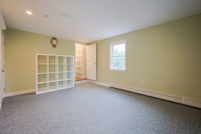 18 Beacon Place 18, Melrose, MA 02176
