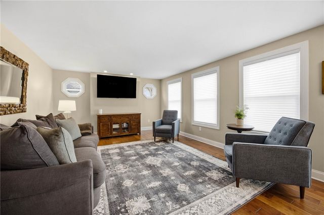 386 Crosby Lane, Greece, NY 14612