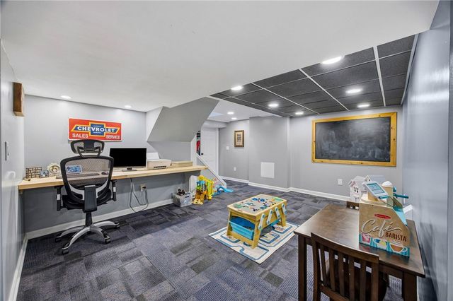 386 Crosby Lane, Greece, NY 14612