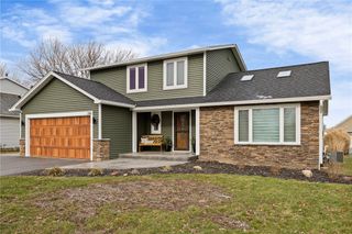 386 Crosby Lane, Greece, NY 14612