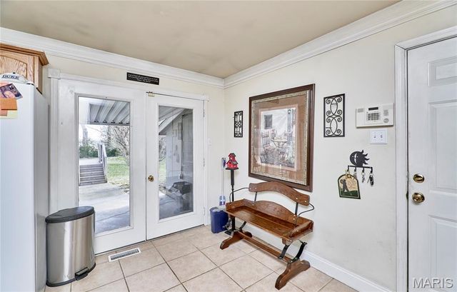 1080 Meadowbrook Drive, Troy, MO 63379